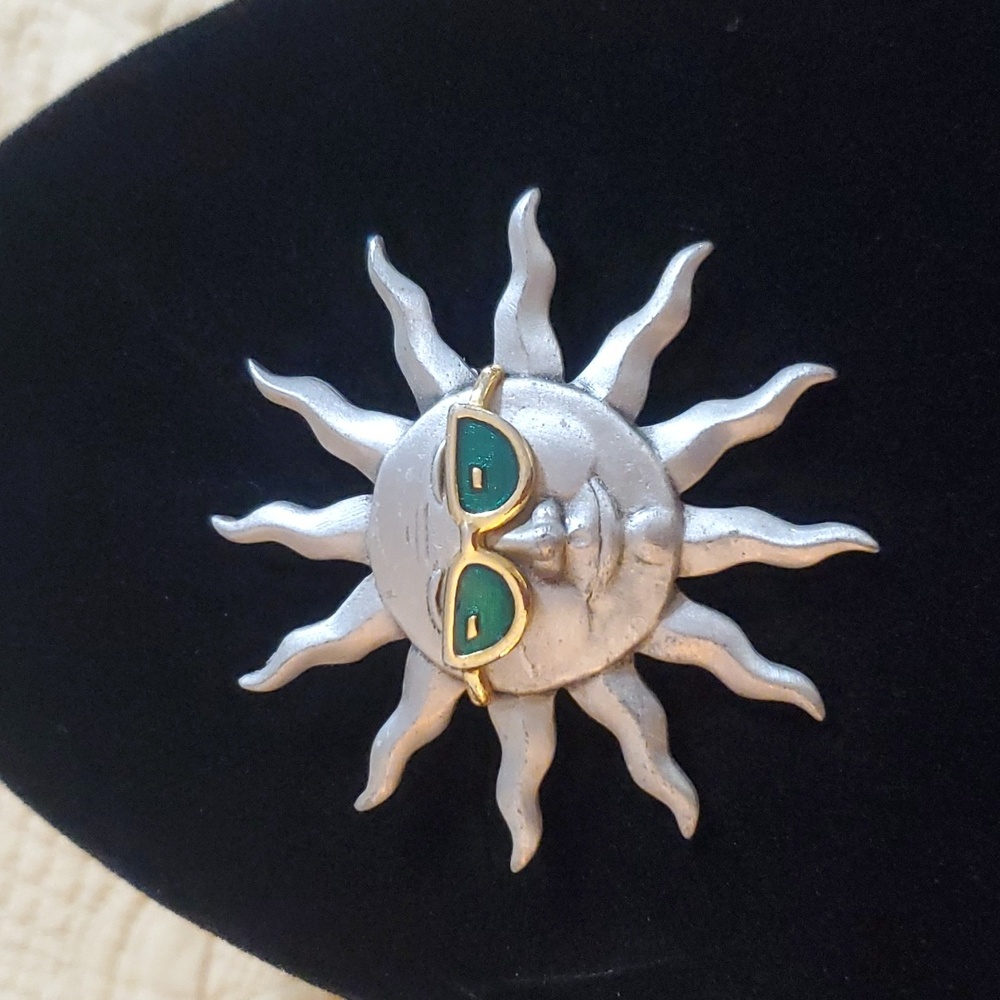 JJ Jonette Sun Brooch